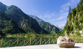 四川省四姑娘山 四川省四姑娘山